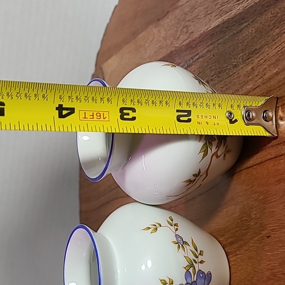 Vintage Colonial Leart Mini Bud Vase with Blue Flowers and Blue Rim,Set of 2 - Picture 3 of 7